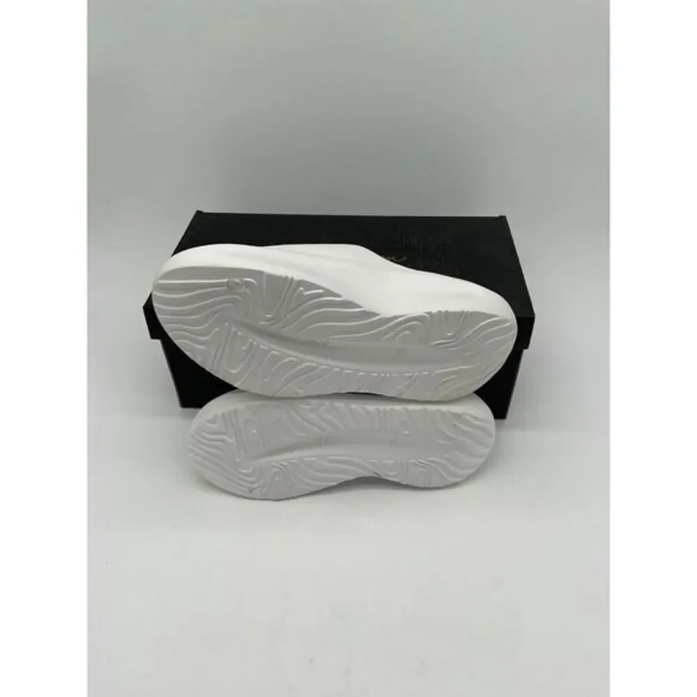 Trillium‎ Palmer Slide Sandal White NEW Size 8